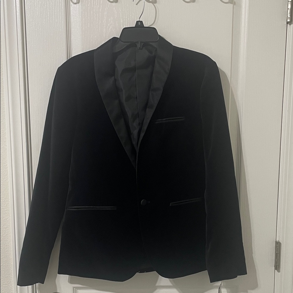 Kenneth Cole Reaction Black Velvet Tuxedo Jacket
